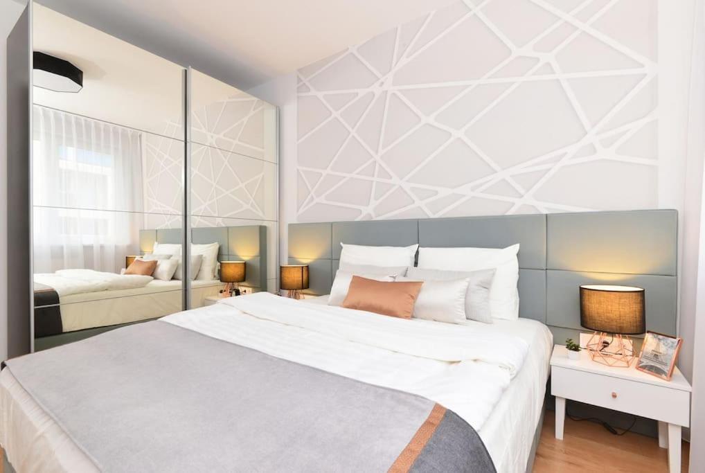 Laurel Bay Apartment Будапеща Екстериор снимка